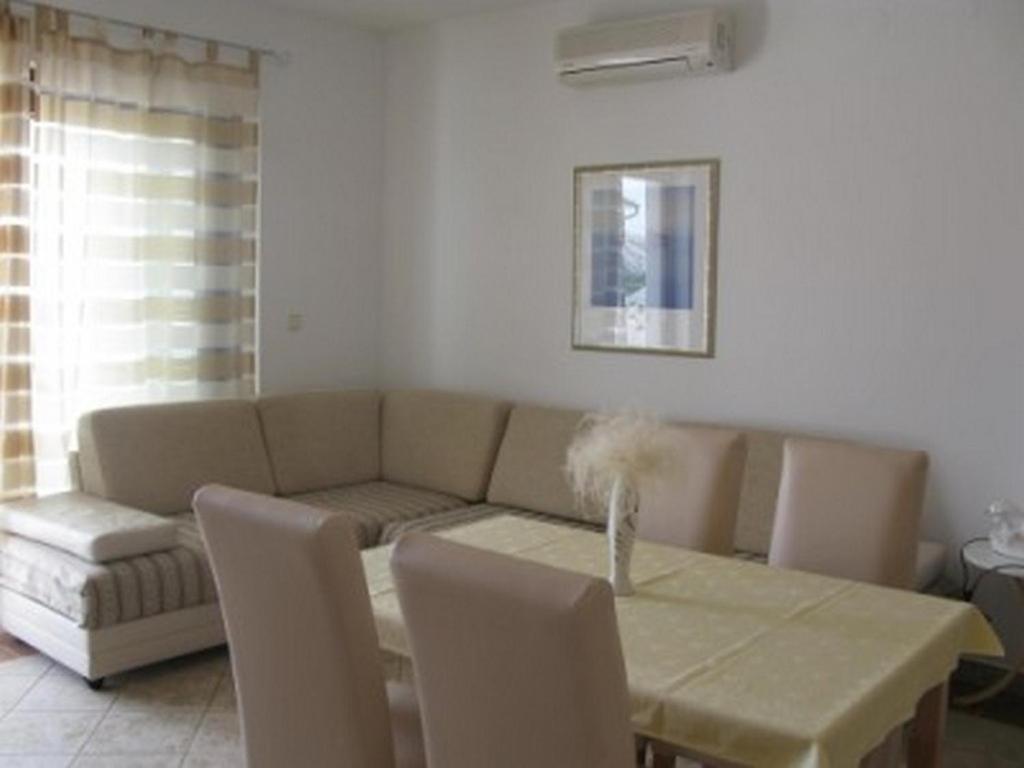 Apartments With A Parking Space Barbat, Rab - 16816 Barbat na Rabu Exterior foto